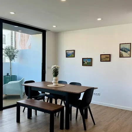 Atlantic Flight House, Modern Duplex Near The Marina *