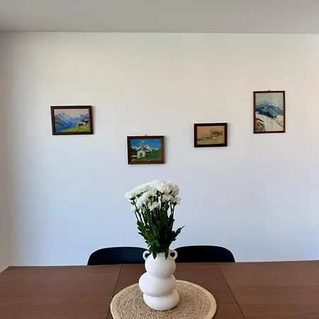 Atlantic Flight House, Modern Duplex Near The Marina Ponta Delgada (Sao Miguel)
