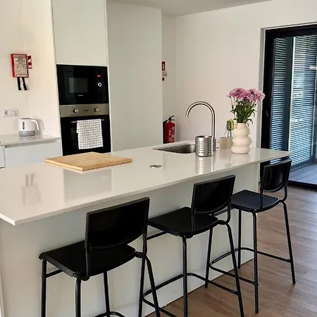 Apartment Atlantic Flight House, Modern Duplex Near The Marina