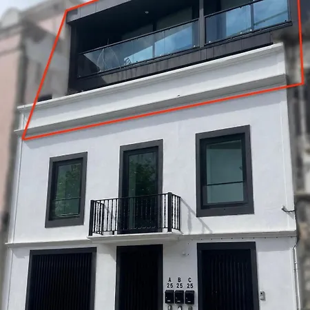 Apartment Atlantic Flight House, Modern Duplex Near The Marina Ponta Delgada (Sao Miguel)